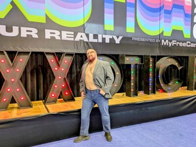 Big Bear — exxxotica letterboard event