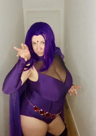 Serenity Willow — raven cosplay purple cape casting